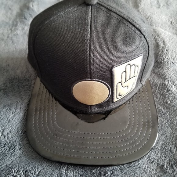 JoJo Bizarre Leather Bill Snapback Cap / Hat - Picture 5 of 7